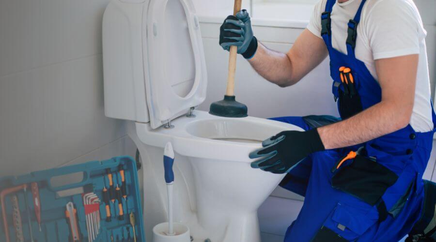 Professional septic pumping service in Baker, FL